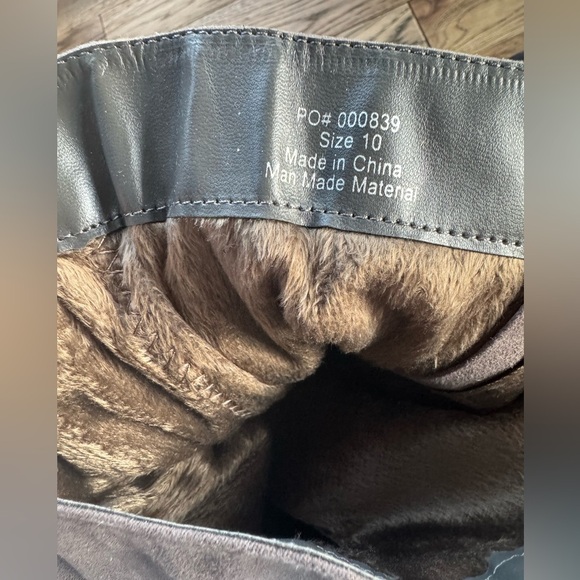 NWOT Journee Collection Grey Heeled Suede Boots, size 10XWC - Picture 5 of 9